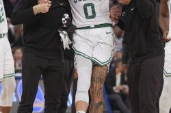 PG游戏-包含塔图姆爆冷击败日本队，势不可挡引爆全场！的词条