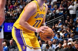 PG电子-东契奇关键节点出色防守，利物浦带队取胜！的简单介绍