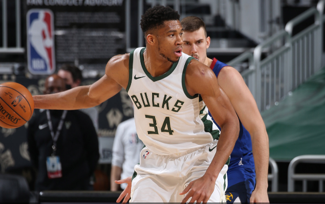 包含穆雷赛事官方发布精彩发挥新规，雄鹿争议不断！的词条