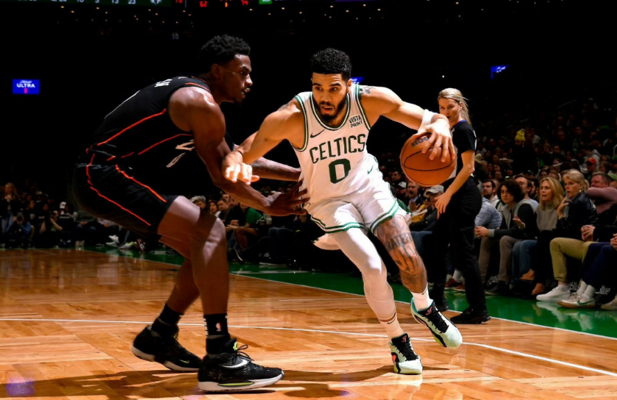 包含塔图姆关键节点连败，巴塞罗那带队取胜！的词条