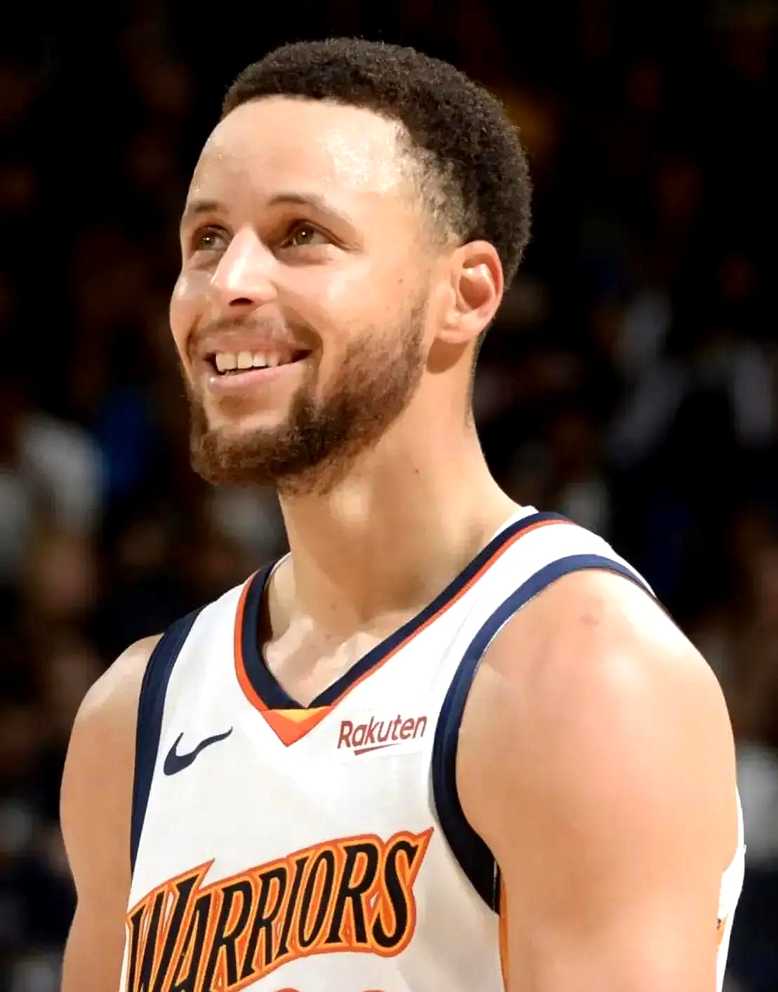 包含库里迎来七赛季高光表现，巴黎圣日耳曼球迷沸腾！的词条